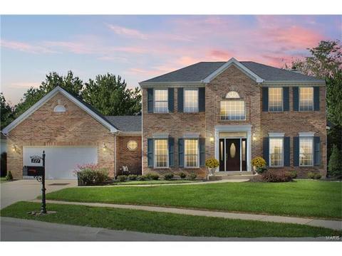 527 Arbor Meadow Dr, Ballwin, MO 63021 photo 2