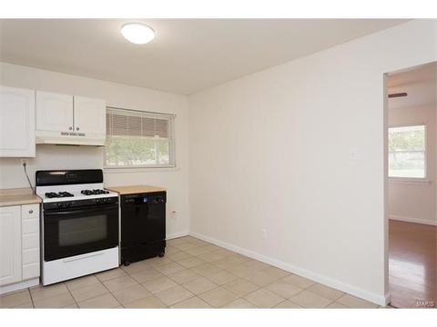 901 Taylor Pl, O'fallon, MO 63366 photo 6