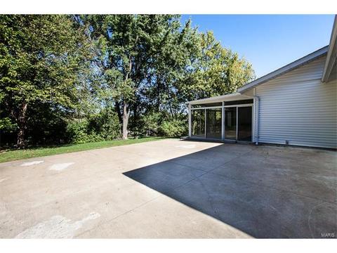 804 Rotherham Dr, Ballwin, MO 63011 photo 28