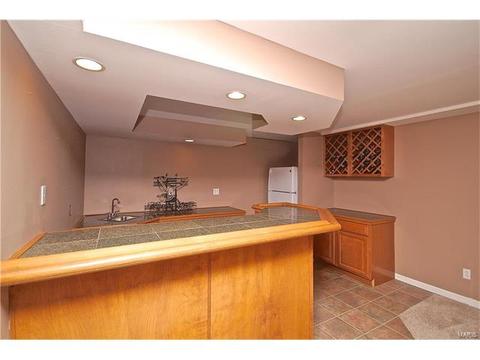303 Marsten Ct, Ballwin, MO 63021 photo 36
