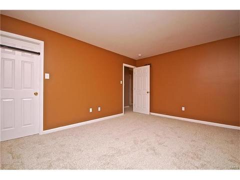303 Marsten Ct, Ballwin, MO 63021 photo 31