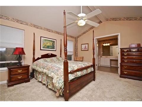 303 Marsten Ct, Ballwin, MO 63021 photo 24