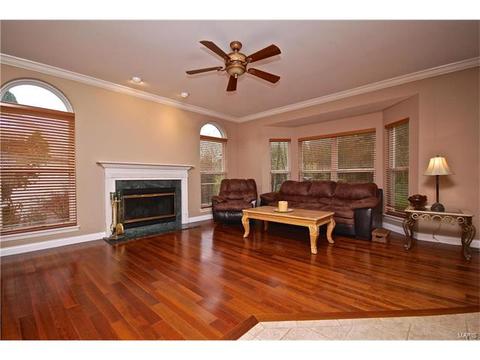 303 Marsten Ct, Ballwin, MO 63021 photo 8