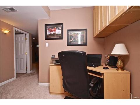 303 Marsten Ct, Ballwin, MO 63021 photo 38