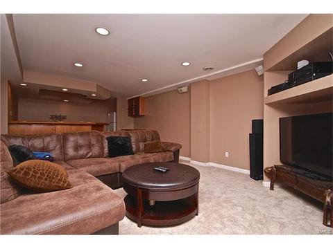 303 Marsten Ct, Ballwin, MO 63021 photo 20