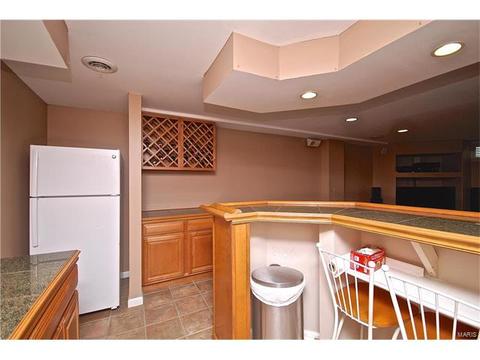 303 Marsten Ct, Ballwin, MO 63021 photo 37