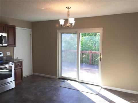 1907 Pebble Brook Dr, O'fallon, MO 63366 photo 9