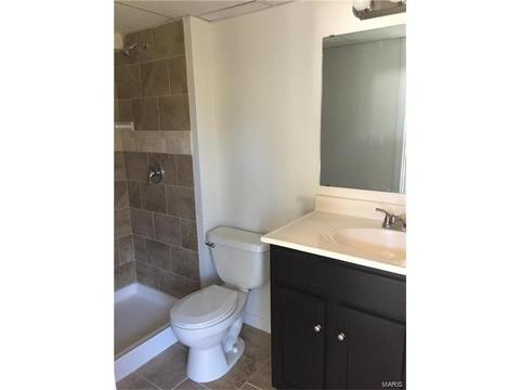1907 Pebble Brook Dr, O'fallon, MO 63366 photo 12