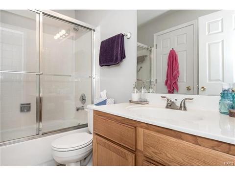 1305 Crossings #A, Ballwin, MO 63021 photo 10