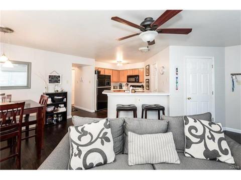 1305 Crossings #A, Ballwin, MO 63021 photo 6