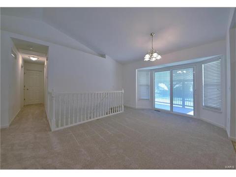 18 S Lang Dr, O'fallon, MO 63366 photo 9