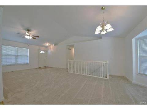 18 S Lang Dr, O'fallon, MO 63366 photo 2