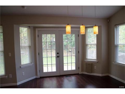 1713 Forest Trace Dr, O'fallon, MO 63368 photo 4