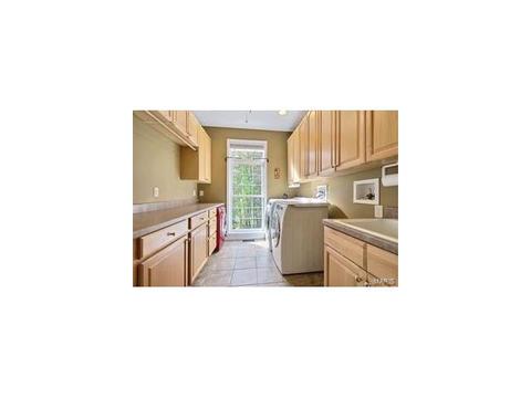 633 Castle Meadows Ct, Ballwin, MO 63021 photo 29