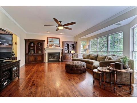 633 Castle Meadows Ct, Ballwin, MO 63021 photo 7