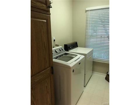 1326 Parkview Vly, Ballwin, MO 63011 photo 9