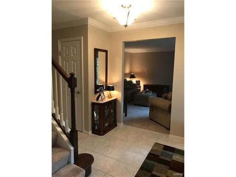 1326 Parkview Vly, Ballwin, MO 63011 photo 2