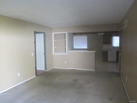 225 Valleyoak, Ballwin, MO 63021 photo 7