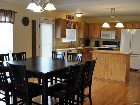 156 Royallmanor Ln, O'fallon, MO 63368 photo 9