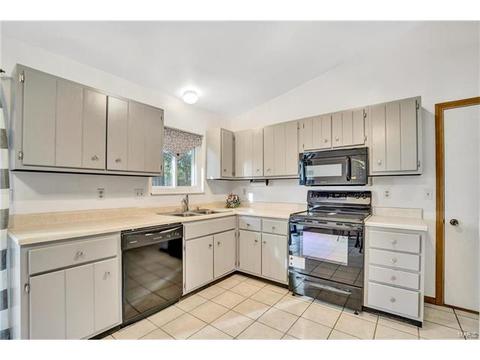 42 Westbrook Dr, O'fallon, MO 63366 photo 6