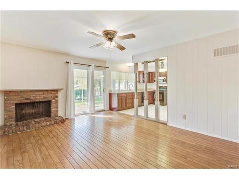 548 Lemonwood Dr, Ballwin, MO 63021 photo 9