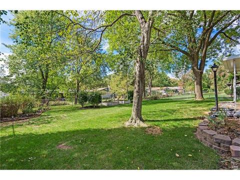 548 Lemonwood Dr, Ballwin, MO 63021 photo 20
