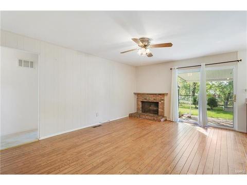 548 Lemonwood Dr, Ballwin, MO 63021 photo 8