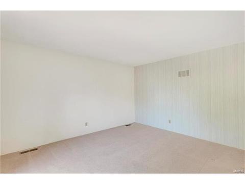 548 Lemonwood Dr, Ballwin, MO 63021 photo 6