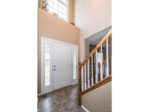 708 Emerald Oaks Ct, Eureka, MO 63025 photo 4