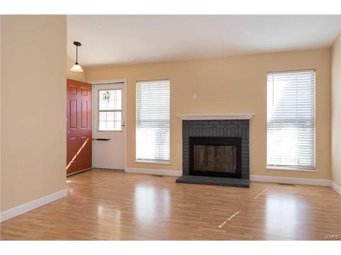 805 Weathervane, Ballwin, MO 63021 photo 3
