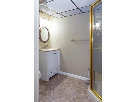 805 Weathervane, Ballwin, MO 63021 photo 14