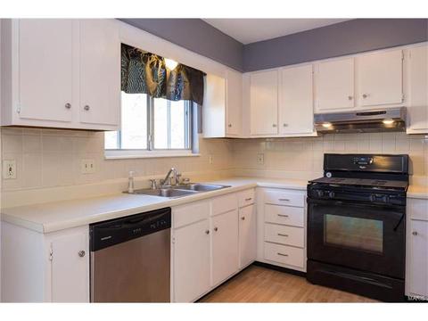 805 Weathervane, Ballwin, MO 63021 photo 6