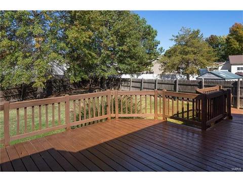 805 Weathervane, Ballwin, MO 63021 photo 17