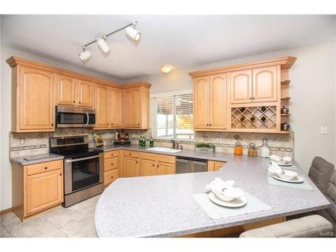 1214 Red Orchard Ct, O'fallon, MO 63368 photo 6