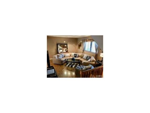 146 Carmel Woods Dr, Ellisville, MO 63021 photo 6