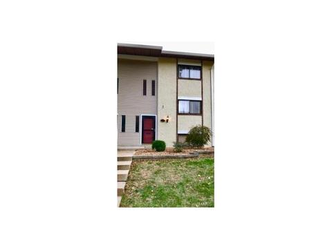 146 Carmel Woods Dr, Ellisville, MO 63021 photo 1
