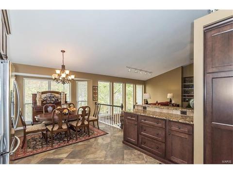 747 Trago Creek Dr, Ballwin, MO 63021 photo 15