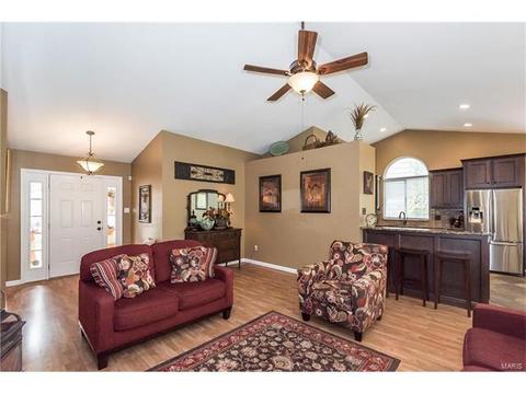 747 Trago Creek Dr, Ballwin, MO 63021 photo 8