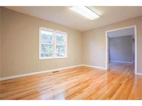 703 Guenevere Dr, Ballwin, MO 63011 photo 28