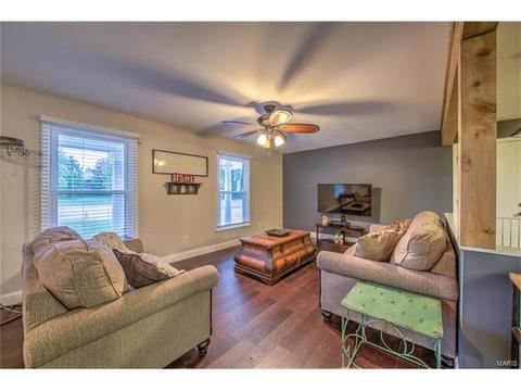 624 Highway P, O'fallon, MO 63366 photo 4