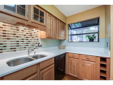 1220 Meramec Heights Dr, Ballwin, MO 63021 photo 24