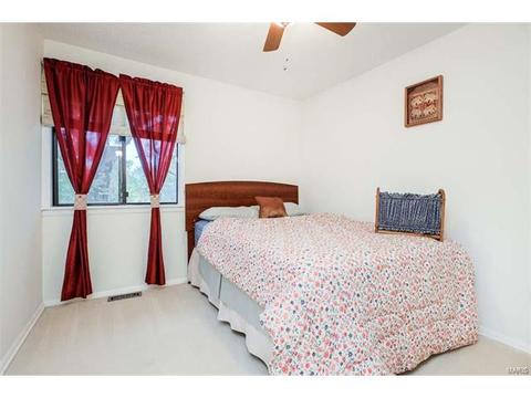 1220 Meramec Heights Dr, Ballwin, MO 63021 photo 39