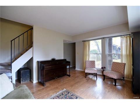 432 Country Downs Dr, Ballwin, MO 63021 photo 6