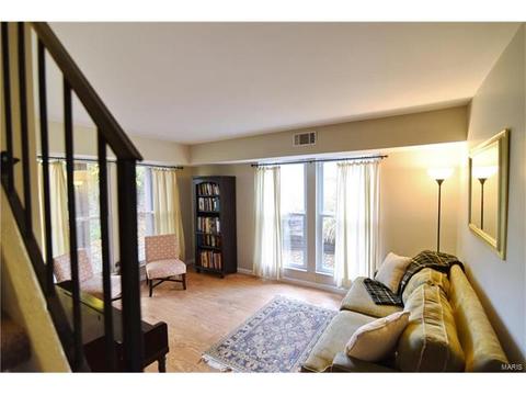432 Country Downs Dr, Ballwin, MO 63021 photo 17