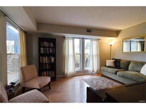 432 Country Downs Dr, Ballwin, MO 63021 photo 9