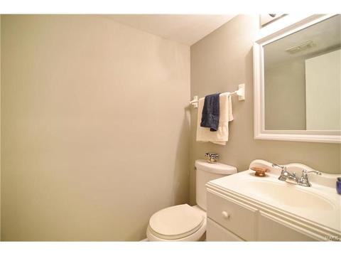 432 Country Downs Dr, Ballwin, MO 63021 photo 15
