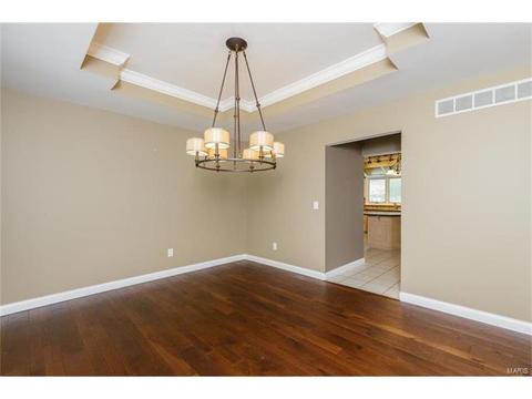 736 Carman Meadows Dr, Manchester, MO 63021 photo 4