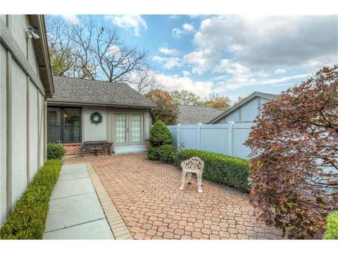 2144 Mason Lake Dr, Ballwin, MO 63011 photo 3