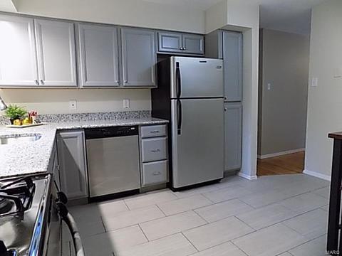1071 Briarhurst Dr, Manchester, MO 63021 photo 11