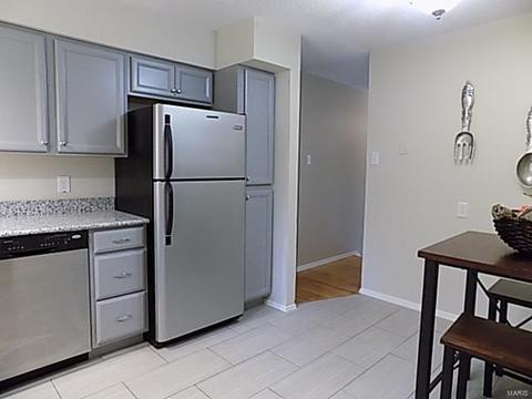 1071 Briarhurst Dr, Manchester, MO 63021 photo 13